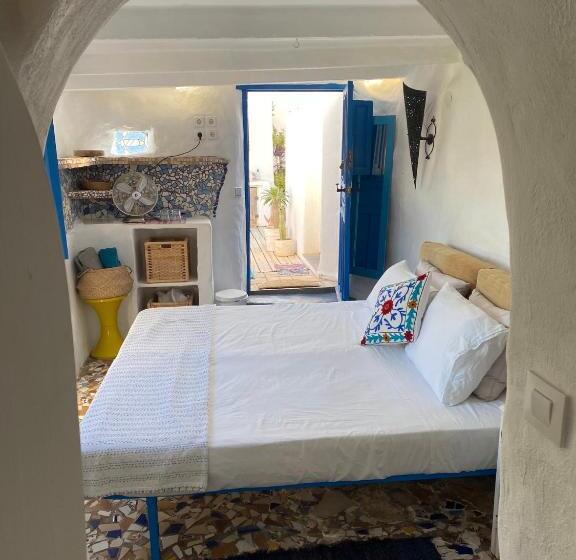اتاق استاندارد, Mill.space