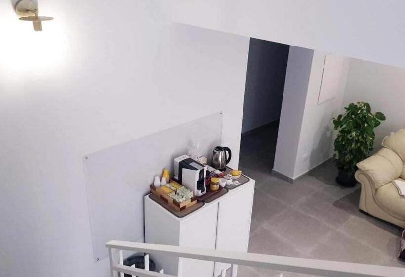 اتاق استاندارد با بالکن, Casa Villaggio Pirandello