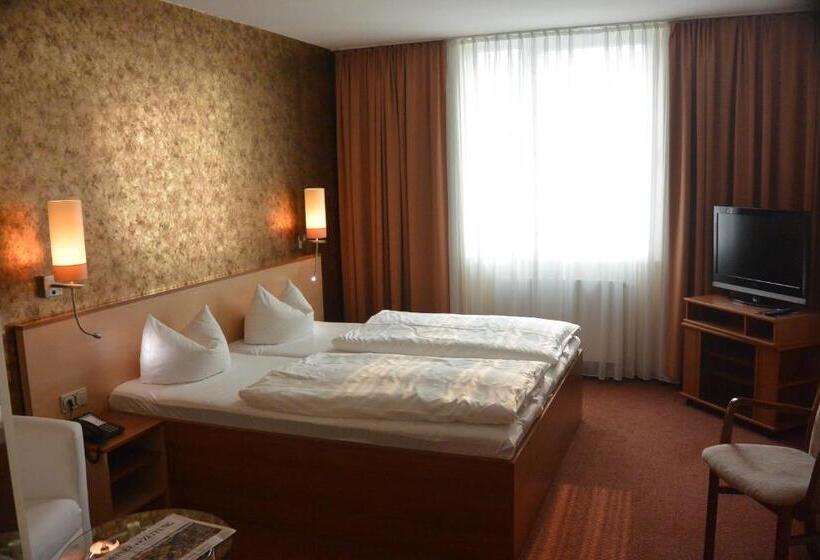 سوییت, Atrium Hotel Krüger