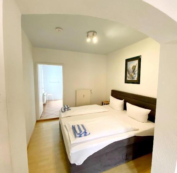 Standard Room, Pension Apostel