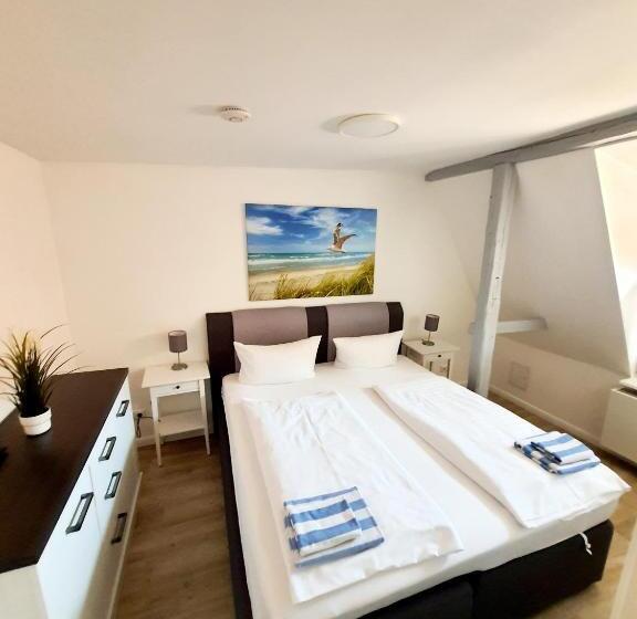 آپارتمان 1 خوابه, Pension Apostel