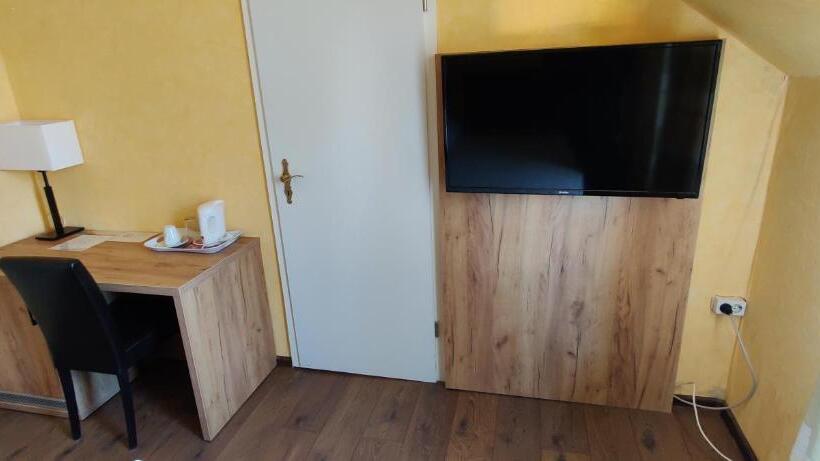 اتاق استاندارد یک نفره, Akzent Hotel Alte Direktionsvilla Kupfermühle