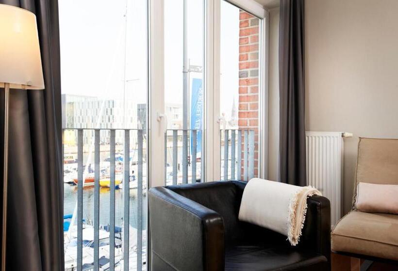 سوییت جونیور, Imjaich Boardinghouse Bremerhaven
