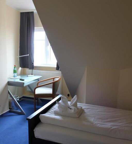 اتاق استاندارد یک نفره با چشم‌انداز دریا, Kur  Und Ferienhotel Sanddorn