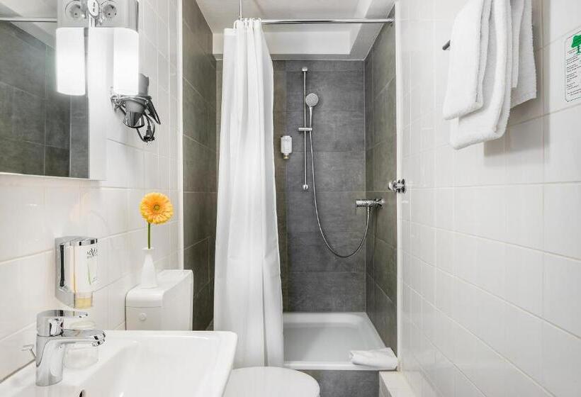 اتاق استاندارد, Signature Hotel Astoria