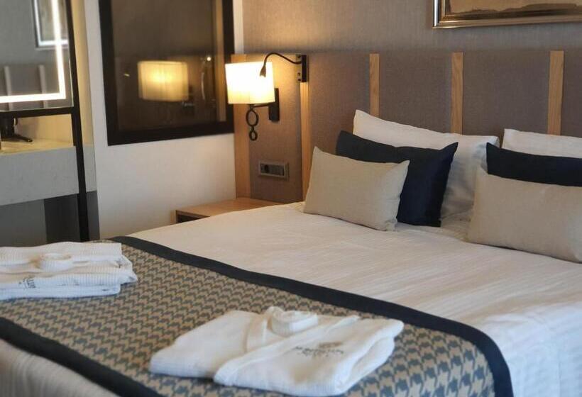 اتاق استاندارد با تخت بزرگ, Sunthalia Hotels & Resorts Ultra All Inclusive Adults Only Party