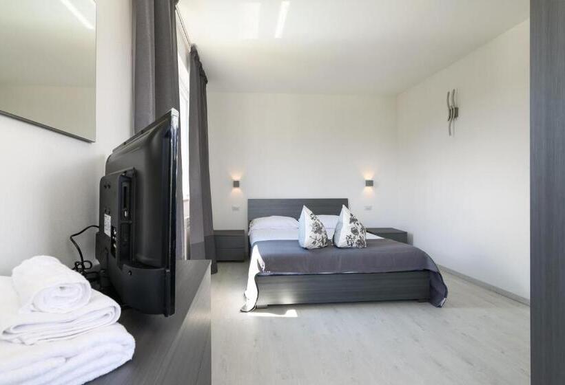 آپارتمان 2 خوابه, Borgo Degli Ulivi Residence Di Olympic Garda Lake