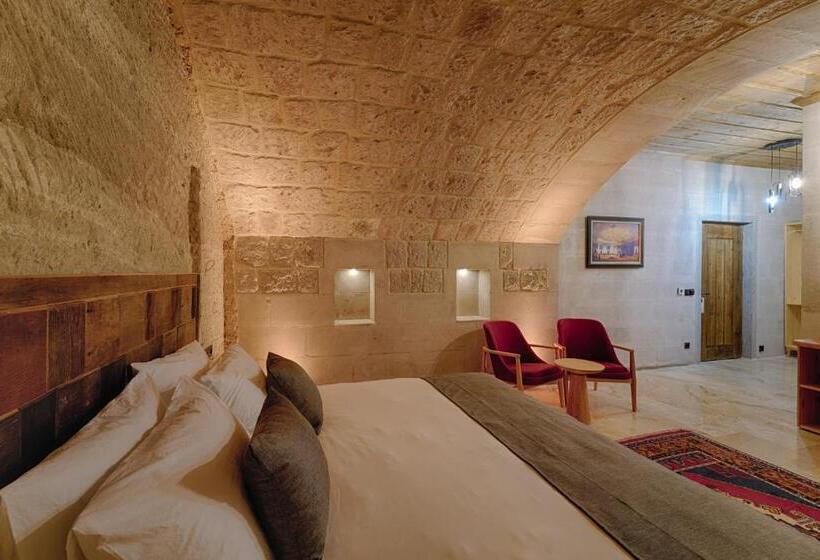 سوییت, Concept Cave Suites