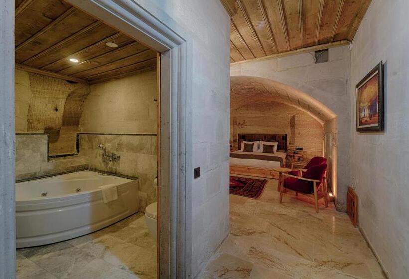 سوییت, Concept Cave Suites