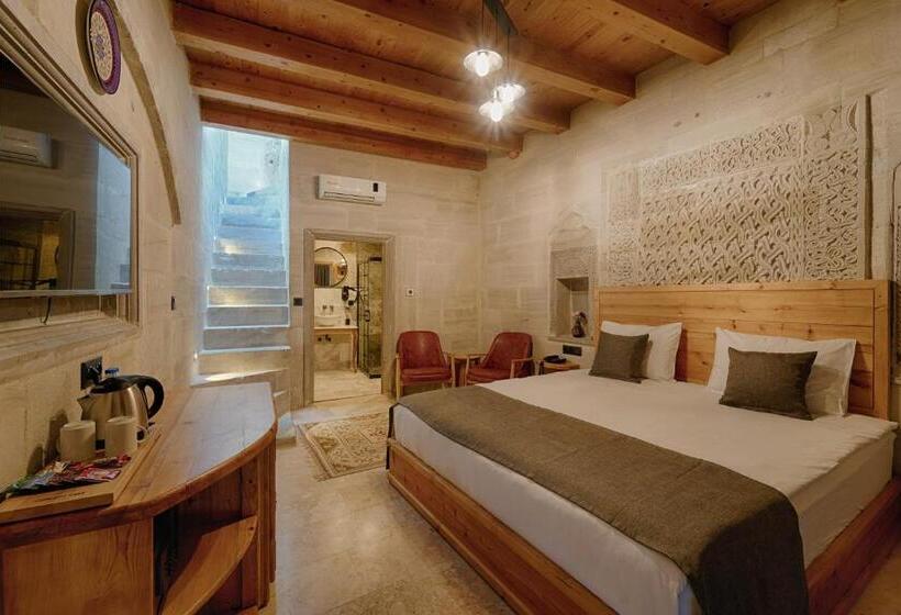 Suite with Terrace, Concept Cave Suites