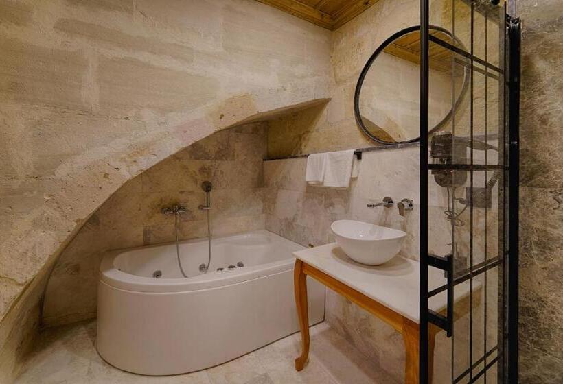Suite with Terrace, Concept Cave Suites