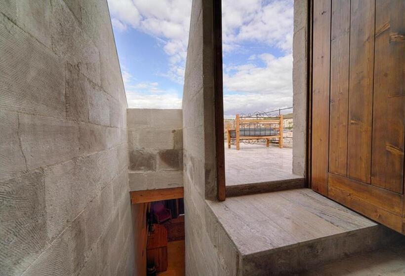 Suite with Terrace, Concept Cave Suites
