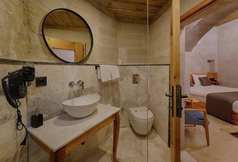 اتاق لوکس, Concept Cave Suites