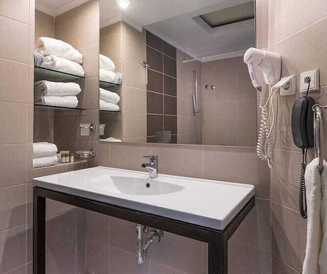 标准间, Cronwell Platamon Resort