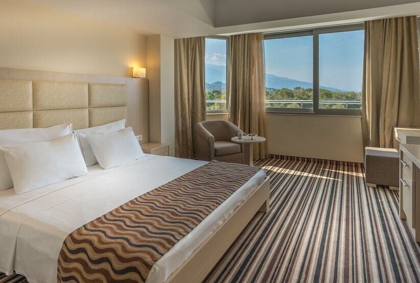套房, Cronwell Platamon Resort