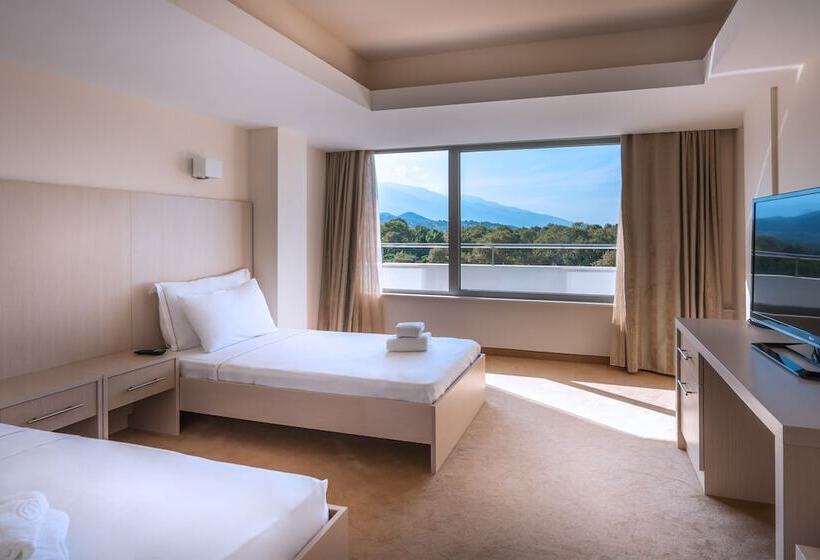 总统套房, Cronwell Platamon Resort