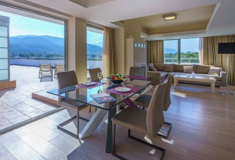 总统套房, Cronwell Platamon Resort