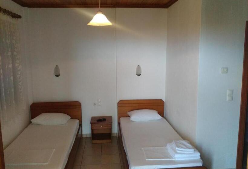 اتاق استاندارد با چشم‌انداز, Guesthouse Arsenis