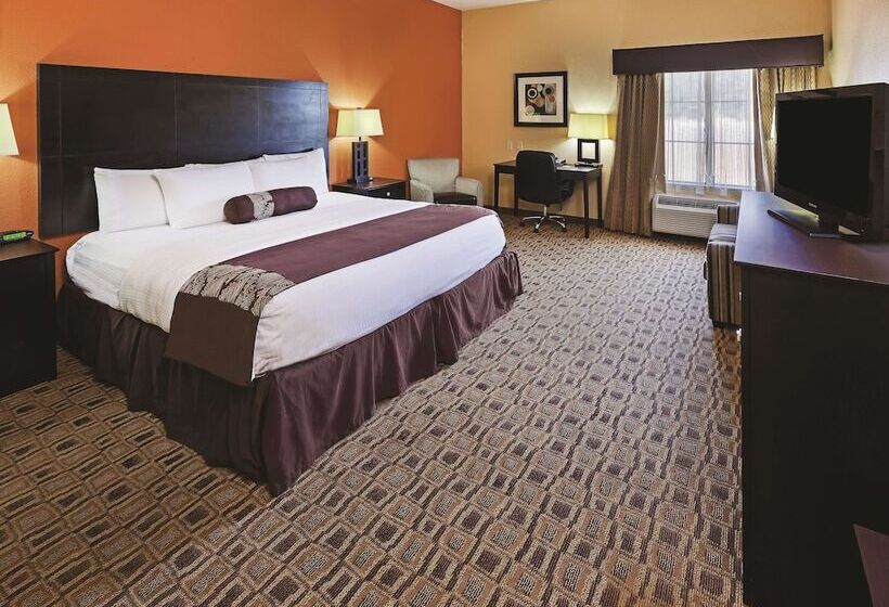 Standard Room Double Bed Adapted for people with reduced mobility, La Quinta Inn & Suites By Wyndham Searcy