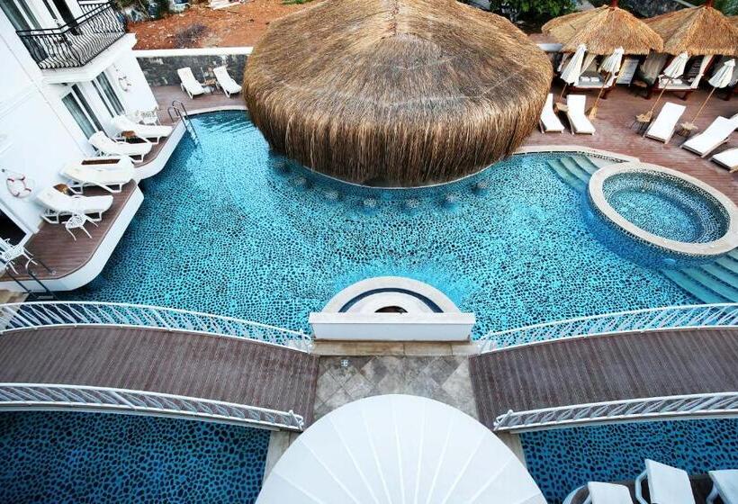 سوئیت 2 خوابه, The Pinehill Hotel & Suites