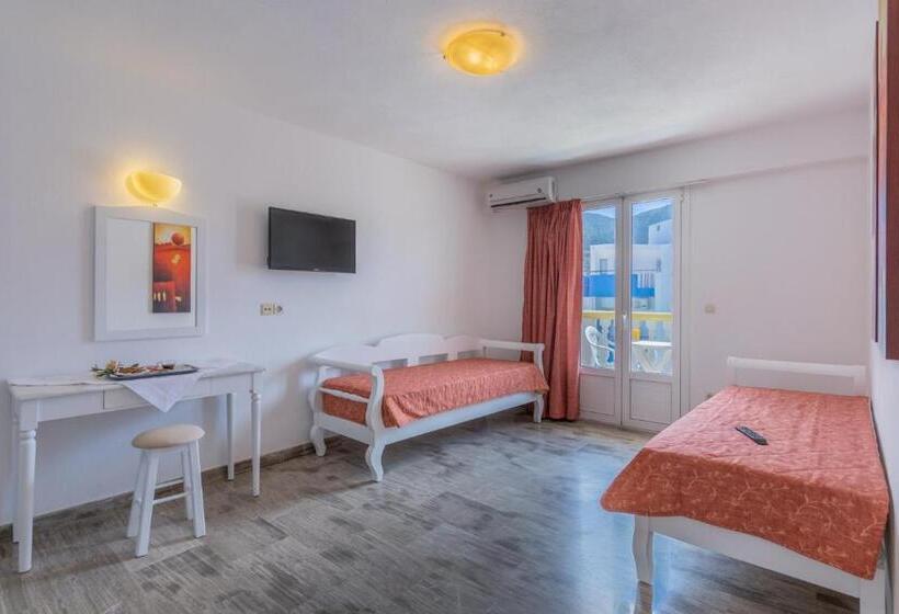 آپارتمان 1 خوابه, Irini Apartments