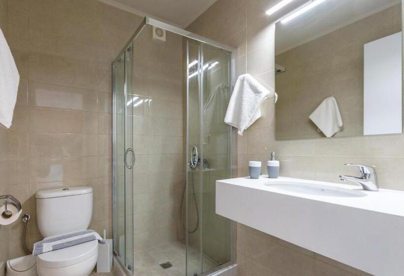 آپارتمان 1 خوابه, Irini Apartments