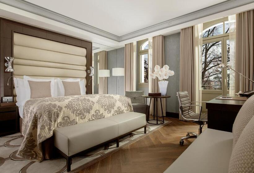 Executive Room, Royal Savoy  And Spa