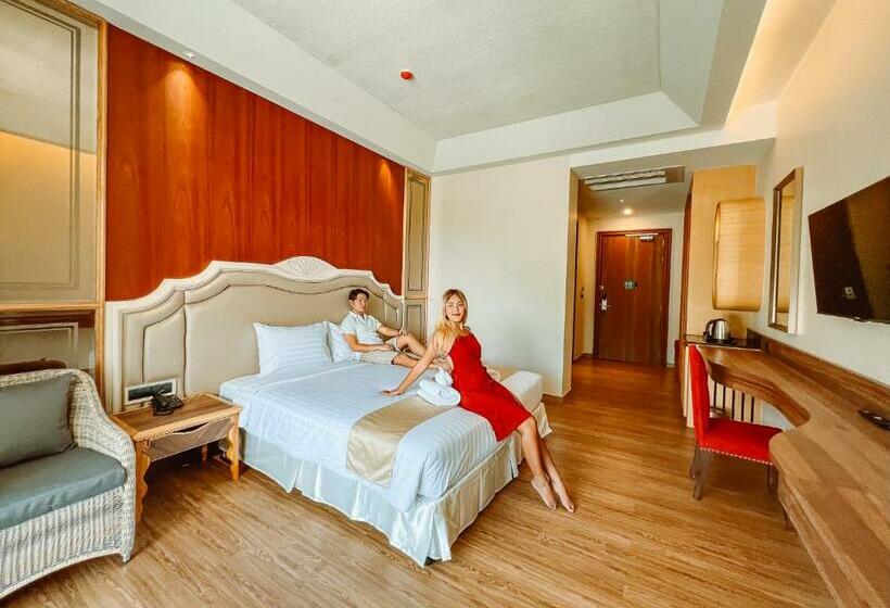 اتاق استاندارد با تراس, Grand Lord Hotel & Residence