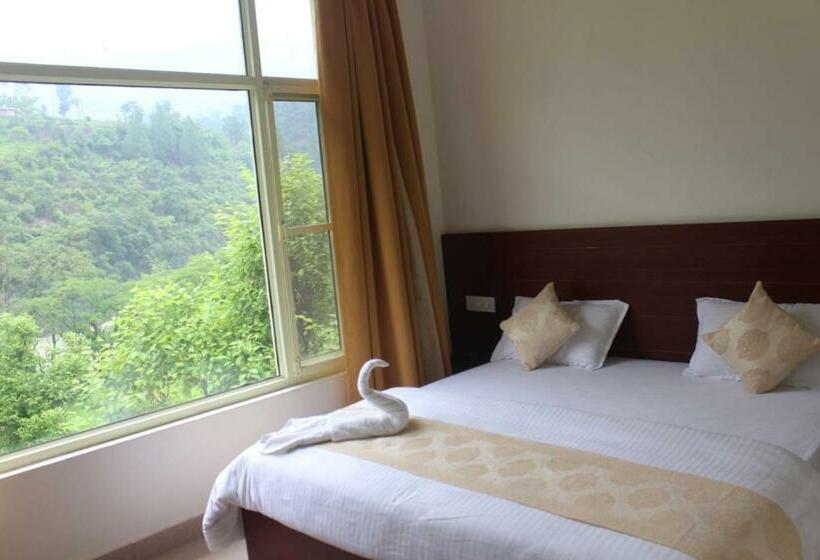 家庭山景房, Harela Inn