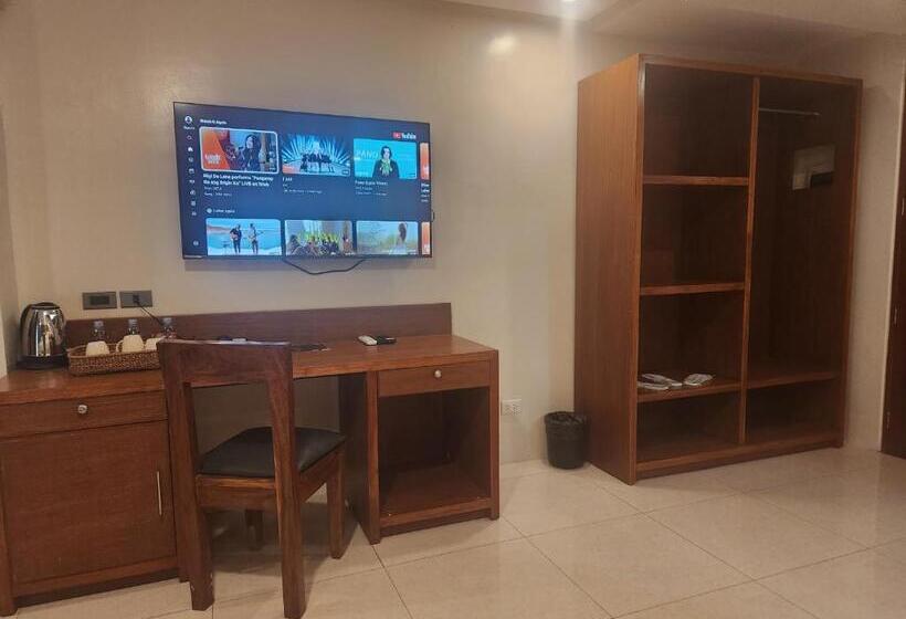 اتاق استاندارد سه نفره, Herencia 625