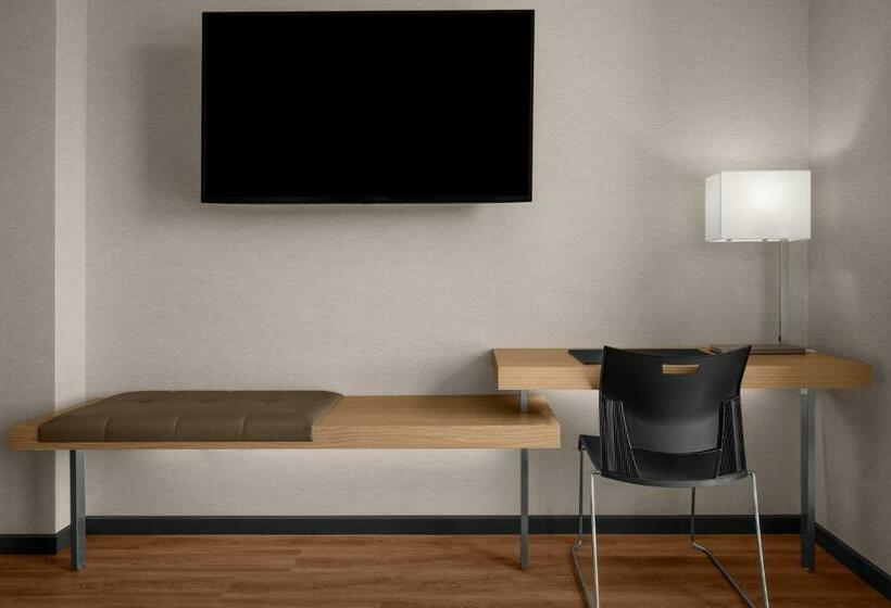 اتاق استاندارد با تخت بزرگ, Ac Hotel By Marriott Vancouver Waterfront
