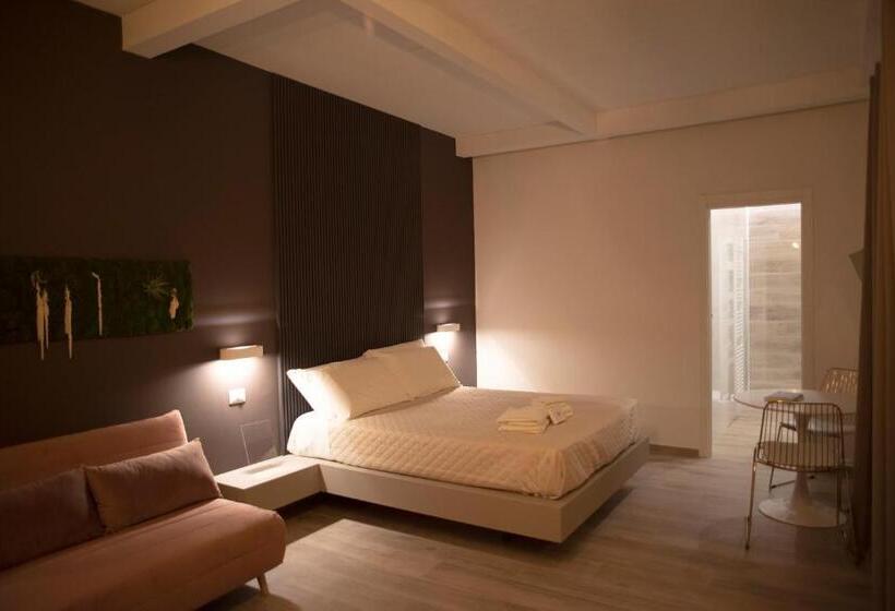 اتاق لوکس خانوادگی, House Room Civico 56