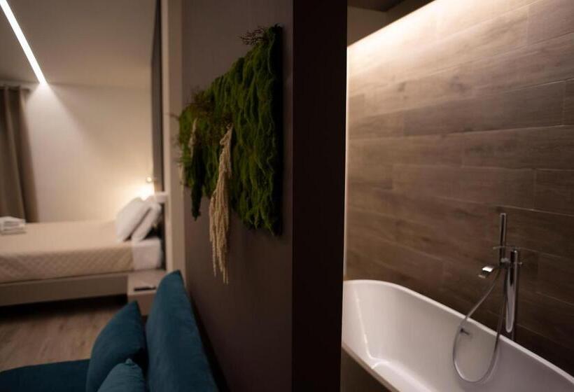 سوییت خانوادگی, House Room Civico 56