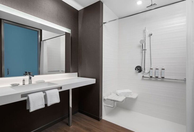 اتاق استاندارد با 2 تخت دوبل, Ac Hotel By Marriott Vancouver Waterfront