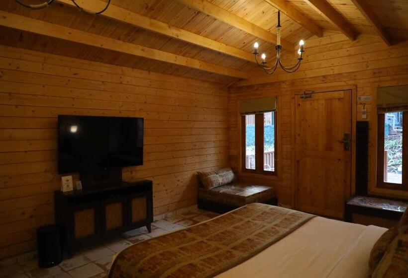 小室, Canary Islands Resort & Spa