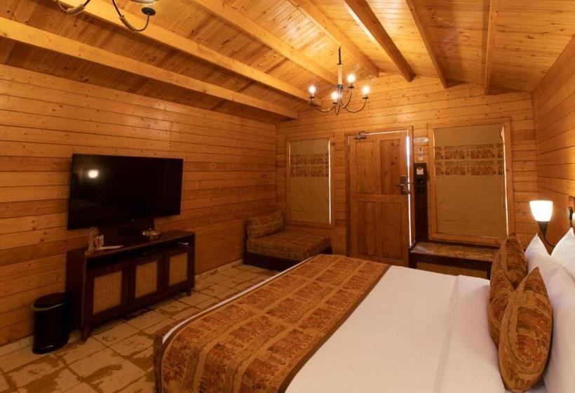小室, Canary Islands Resort & Spa