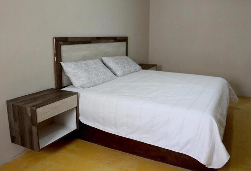 اتاق استاندارد یک نفره, Casa Hidalgo