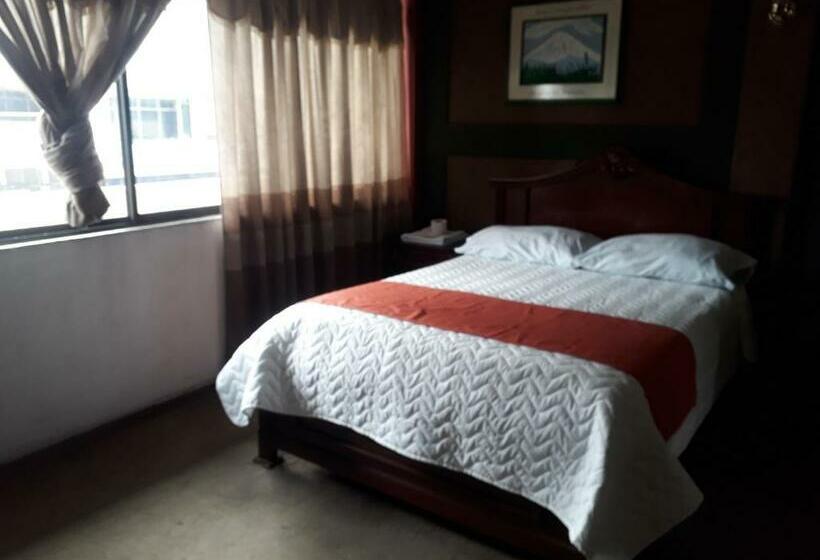 اتاق استاندارد با بالکن, Tungurahua