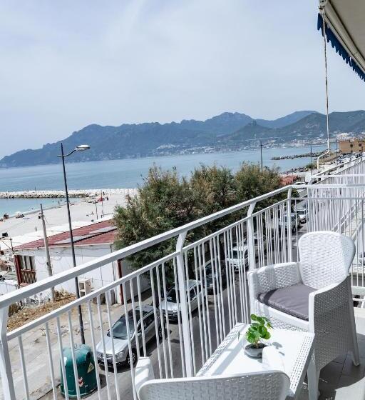اتاق لوکس, Cas’ A Mare   Beachfront Luxury Suites