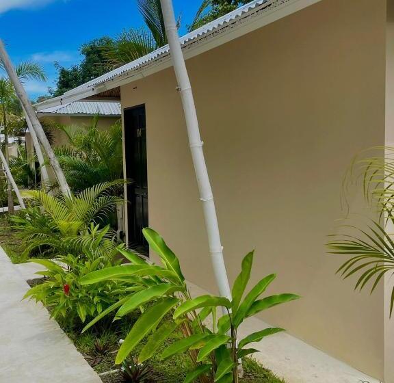 سوییت لوکس, Grand Park Manuel Antonio   Adults Only