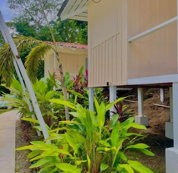 بانگلوی لوکس, Grand Park Manuel Antonio   Adults Only