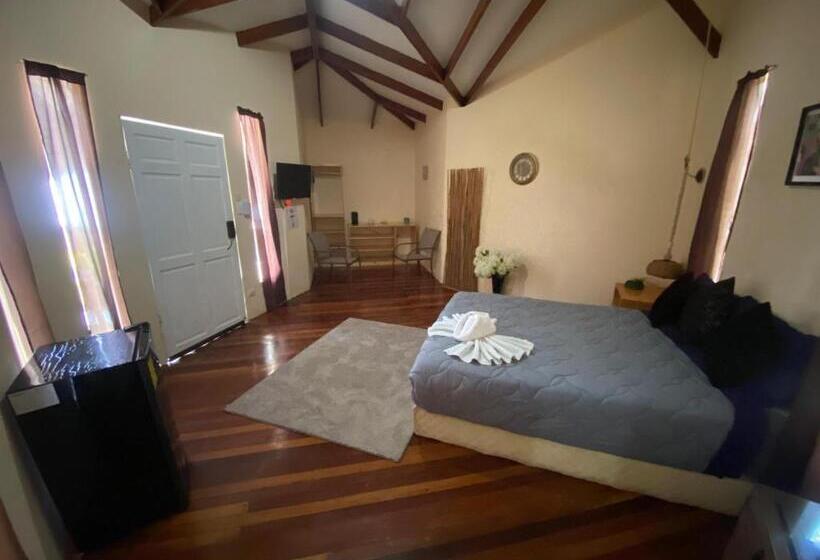 بانگلوی لوکس, Grand Park Manuel Antonio   Adults Only