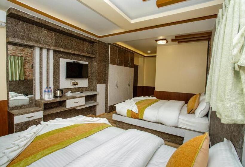اتاق استاندارد, Gauri Shankar Hotel Nagarkot