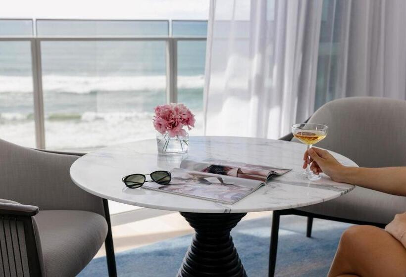 سوییت جونیور, The Langham, Gold Coast And Jewel Residences