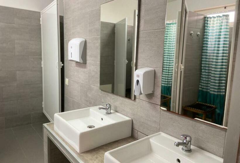 اتاق استاندارد با سرویس بهداشتی مشترک, Guesthouse Releash Aljezur