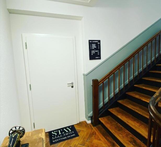 带1个卧室的豪华别墅, The 5 Continents   All 3 Floors By Stay Swiss