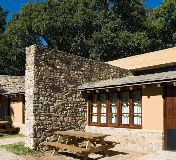 بانگلوی استاندارد, Albergue Inturjoven Cortes De La Frontera