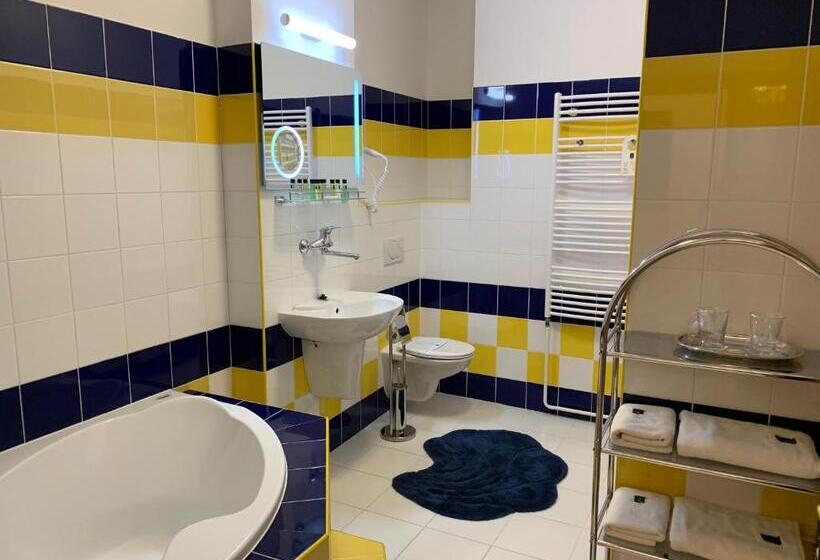 سوییت لوکس, Antik Hotel Sofia