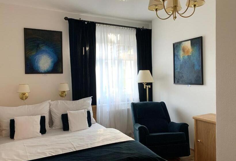 سوییت لوکس, Antik Hotel Sofia