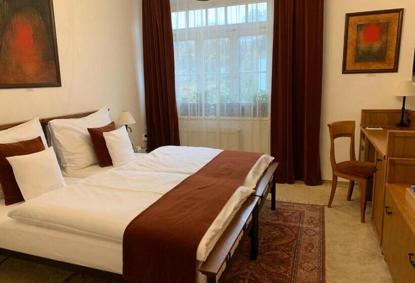 سوییت لوکس, Antik Hotel Sofia